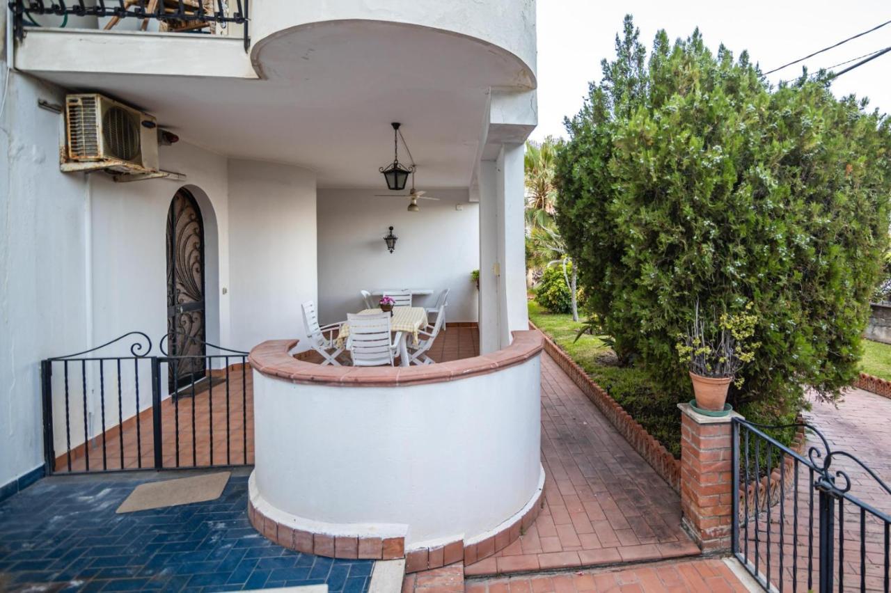 Courrier-House Apartamento Aci Castello Exterior foto